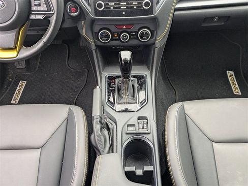 Used 2022 Subaru Crosstrek 2.5i Sport w/ Moonroof Package image 19