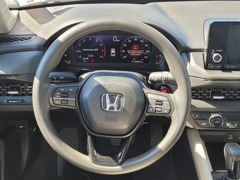 Used 2024 Honda Accord EX image 11