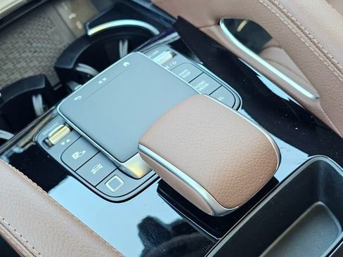 New 2026 Mercedes-Benz GLE 450 4MATIC image 32