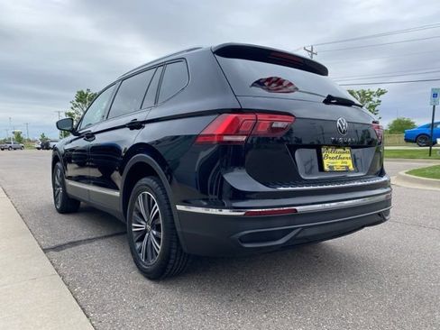 Used 2024 Volkswagen Tiguan Wolfsburg Edition AWD/4WD image 7