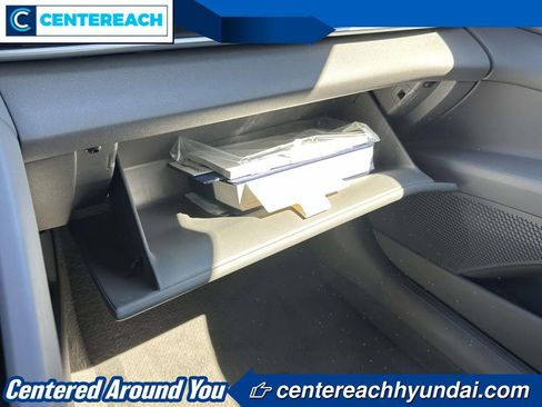 Used 2023 Hyundai Elantra SEL FWD image 28