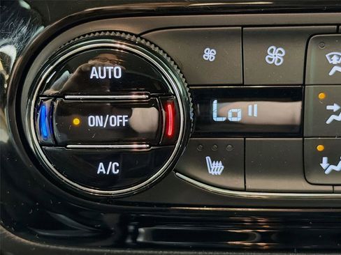 Used 2023 Buick Encore GX Select AWD/4WD image 20