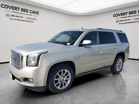 Used 2016 GMC Yukon Denali w/ Open Road Package image 3