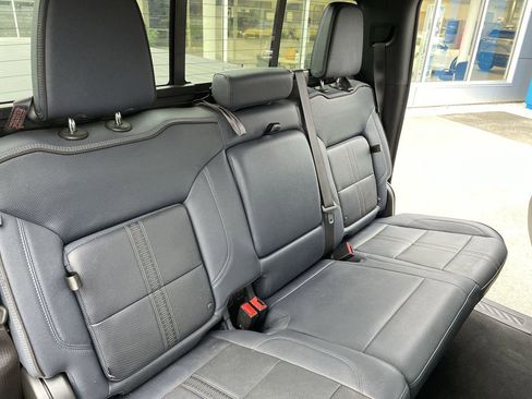 Certified 2024 Chevrolet Silverado 2500 High Country w/ Technology Package image 28