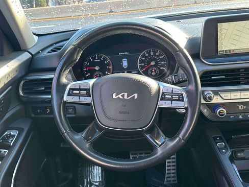 Used 2022 Kia Telluride SX w/ Nightfall Edition Package image 13