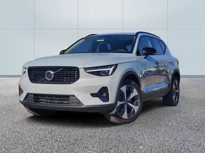 Certified 2026 Volvo XC40 B5 Plus w/ Protection Package Premier