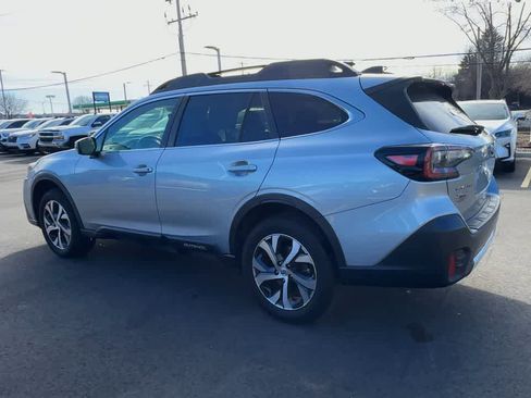 Certified 2021 Subaru Outback Limited image 6