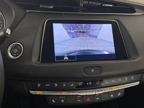 Used 2023 Cadillac XT4 Premium Luxury image 20