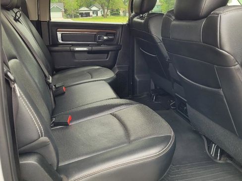 Used 2017 RAM 1500 Laramie AWD/4WD image 21