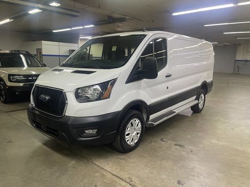 Certified 2024 Ford Transit 250 Low Roof w/ Exterior Upgrade Package RWD image 3