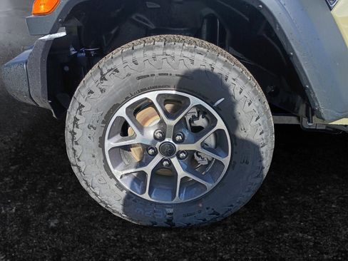 New 2025 Jeep Wrangler Sport S image 15