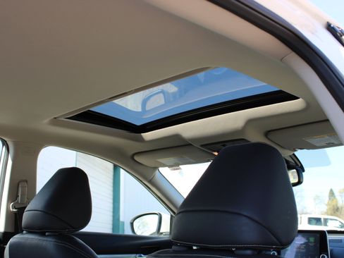 Used 2019 Nissan Altima 2.5 Platinum image 11