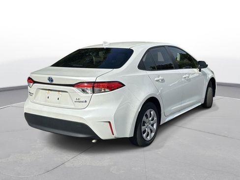 Certified 2024 Toyota Corolla LE FWD image 6