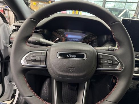 New 2026 Jeep Compass Trailhawk image 19