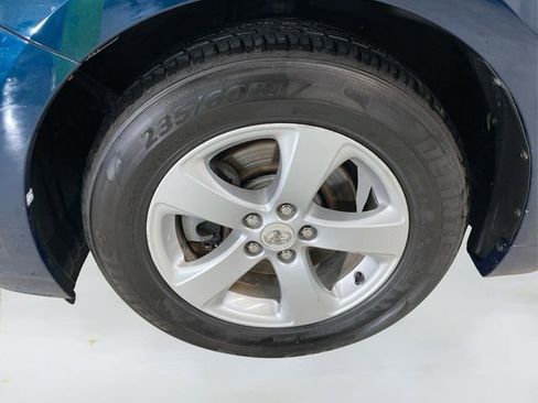 Used 2011 Toyota Sienna LE image 18