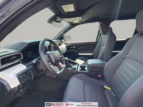 Used 2024 Toyota Tacoma TRD Off-Road image 13