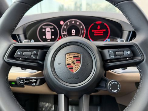 New 2026 Porsche Cayenne image 36