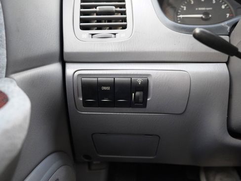 Used 2005 Kia Optima EX image 10