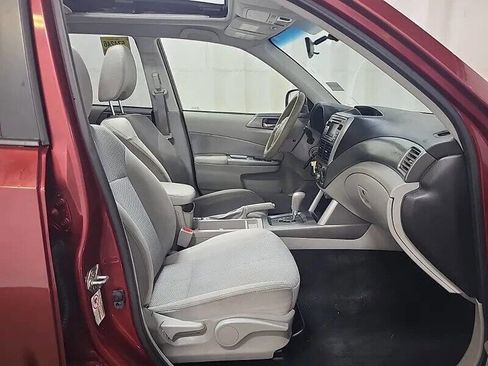 Used 2013 Subaru Forester 2.5X Premium w/ All-Weather Plus Pkg image 7