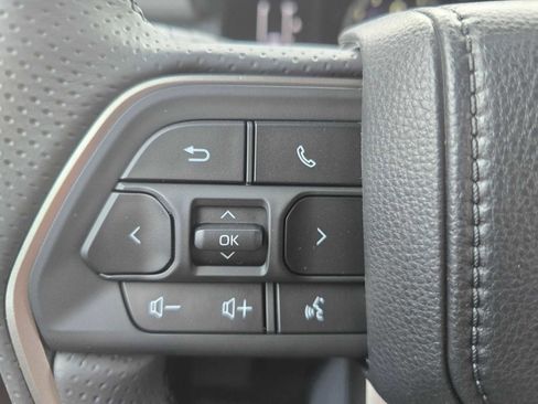 New 2026 Toyota 4Runner SR5 image 39