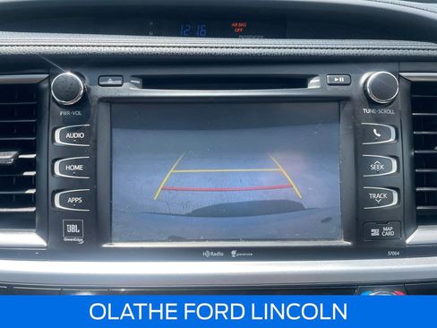 Used 2015 Toyota Highlander Limited AWD/4WD image 17