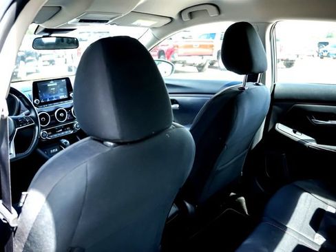 Used 2025 Nissan Sentra SR w/ Midnight Edition FWD image 25