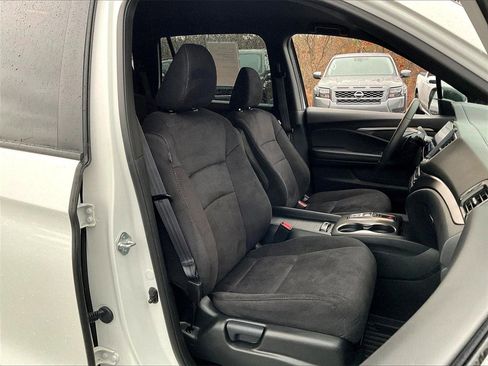 Used 2022 Honda Pilot Sport image 10