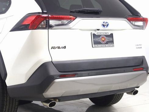 Used 2022 Toyota RAV4 Limited image 20