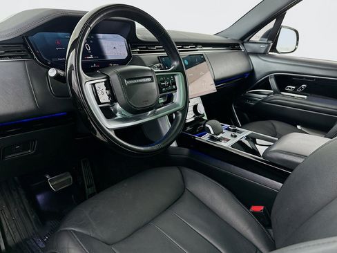 Used 2023 Land Rover Range Rover SE image 7