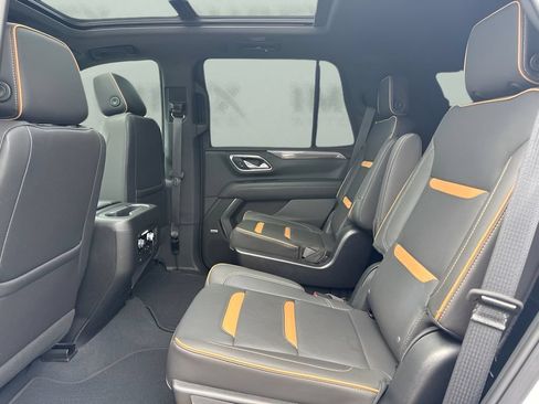 Used 2023 GMC Yukon AT4 AWD/4WD image 13