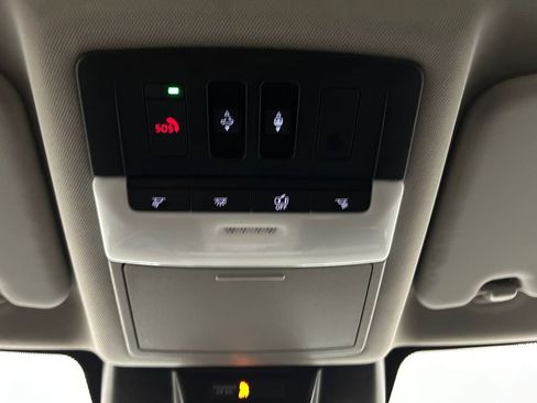 Used 2023 Nissan Rogue SL FWD image 29