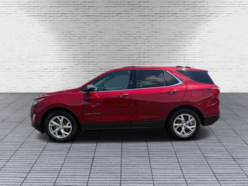 Used 2020 Chevrolet Equinox Premier w/ LPO, Floor Liner Package AWD/4WD image 2
