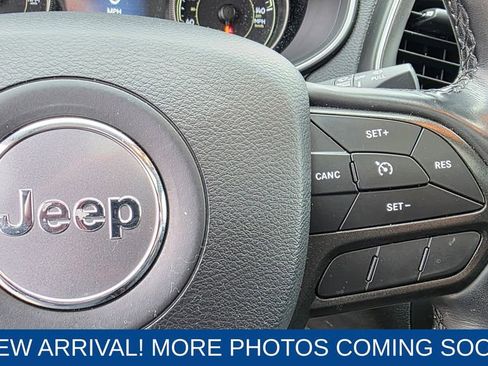 Used 2020 Jeep Cherokee Trailhawk w/ Comfort/Convenience Group image 15