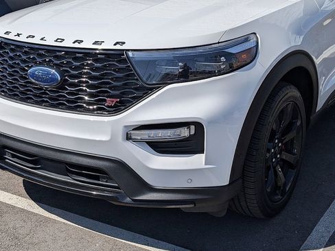 Used 2022 Ford Explorer ST w/ Equipment Group 401A image 14