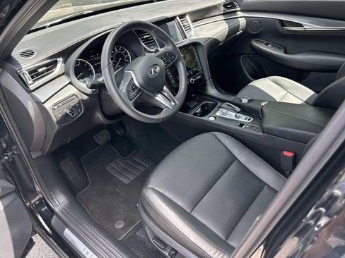 Certified 2025 INFINITI QX55 Luxe w/ Cargo Package AWD/4WD image 12