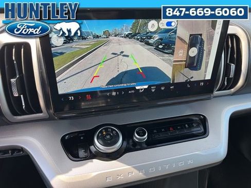 Used 2025 Ford Expedition Max Active AWD/4WD image 35