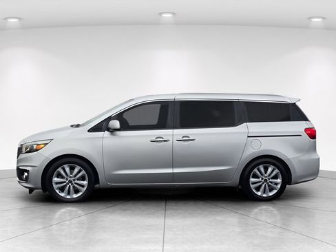 Used 2015 Kia Sedona SX Limited FWD image 3