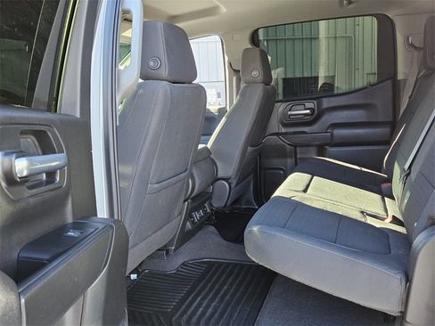 Certified 2022 Chevrolet Silverado 1500 LT image 4