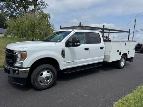 Used 2022 Ford F350 XL w/ Power Equipment Group AWD/4WD image 1