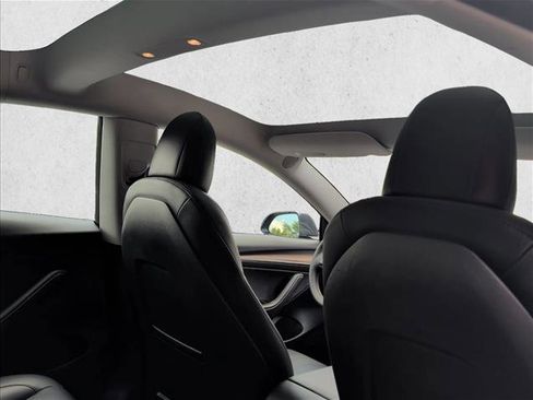 Used 2023 Tesla Model 3 Standard Range RWD image 19