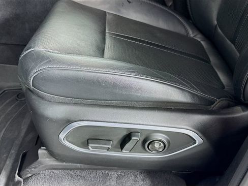 Used 2023 Jeep Wagoneer Series III w/ Preferred Equipment Group image 23