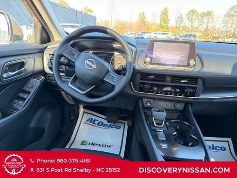 Certified 2025 Nissan Rogue SV w/ SV Premium Package image 33