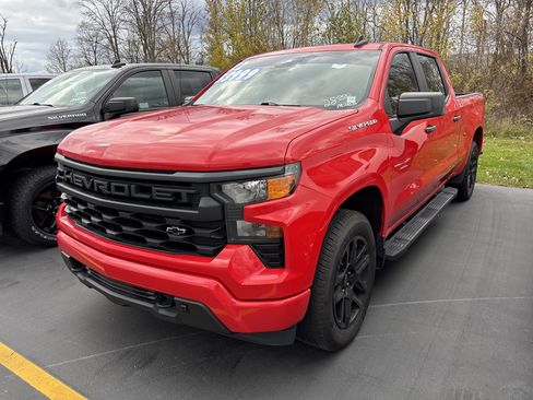 Used 2022 Chevrolet Silverado 1500 Custom image 4