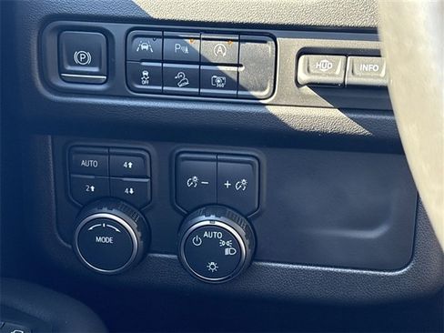 Certified 2023 Chevrolet Tahoe High Country w/ Premium Package 2 image 18