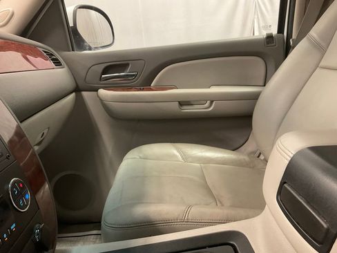 Used 2008 Chevrolet Tahoe LT w/ LT Preferred Equipment Group AWD/4WD image 23