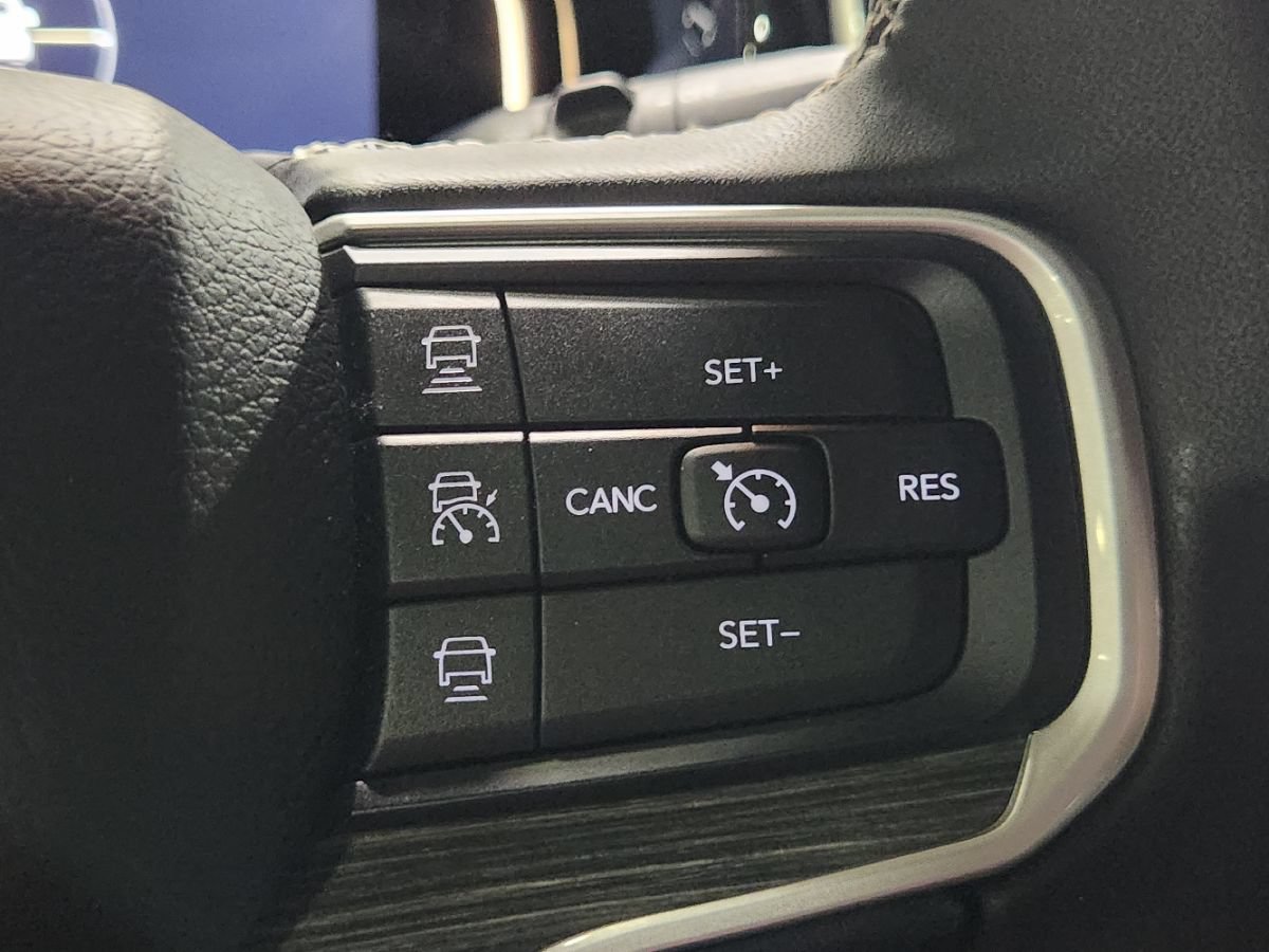 Used 2022 Jeep Wagoneer Series III w/ Flexible Seating Group AWD/4WD image 48
