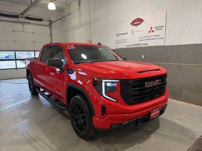 Used 2025 GMC Sierra 1500 Elevation