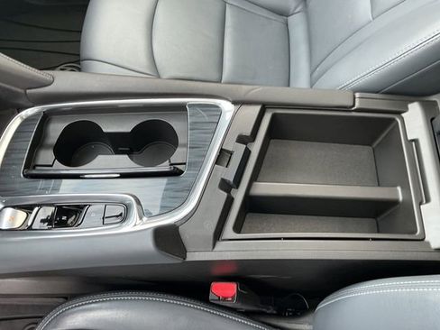 Used 2022 Buick Enclave Essence w/ Experience Buick Package image 36