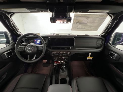 New 2026 Jeep Wrangler Unlimited Rubicon AWD/4WD image 9