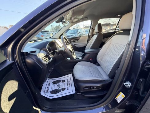 Used 2018 Chevrolet Equinox LT image 36